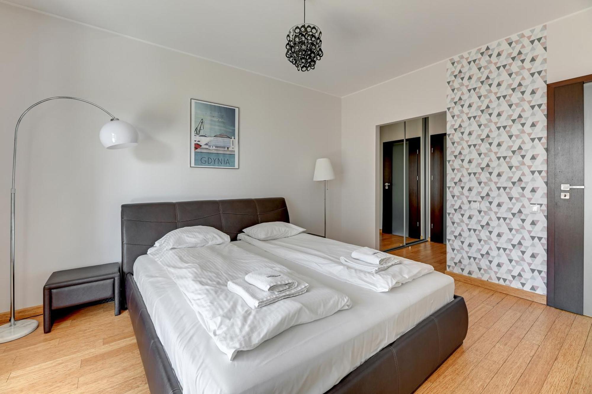 Waterlane Riverside - Spa, Pool, Gym & Parking By Downtown Apartments Gdansk Bagian luar foto