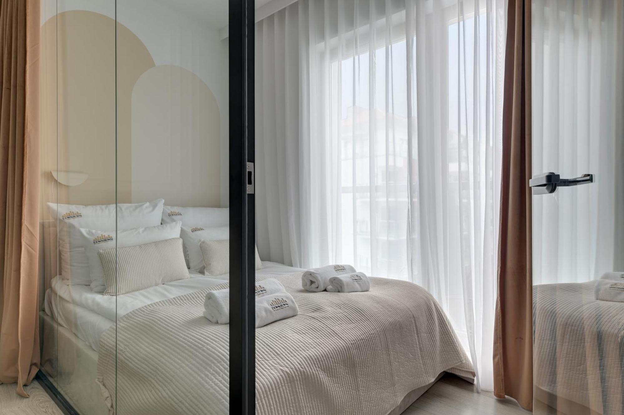 Waterlane Riverside - Spa, Pool, Gym & Parking By Downtown Apartments Gdansk Ruang foto