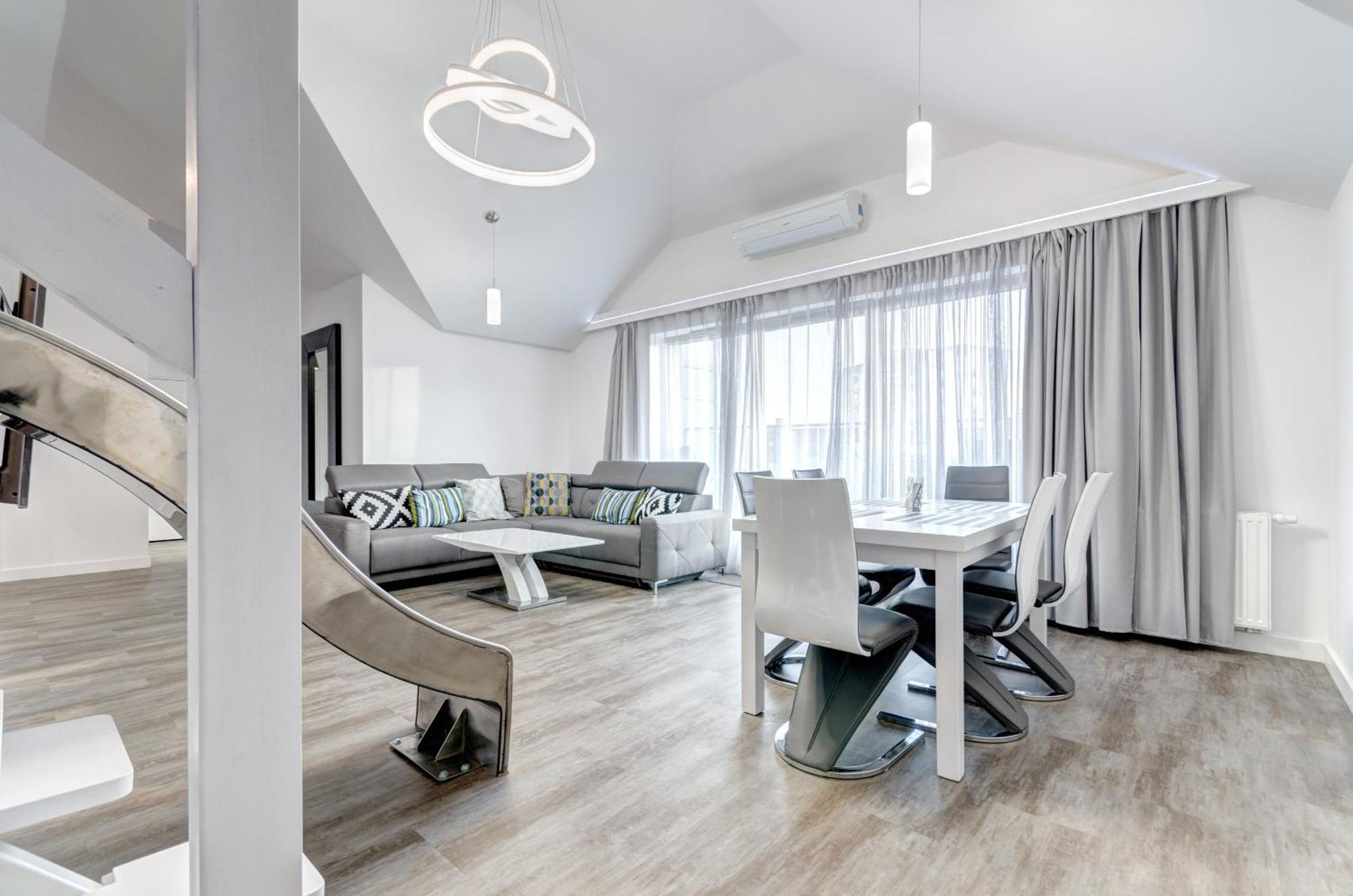 Waterlane Riverside - Spa, Pool, Gym & Parking By Downtown Apartments Gdansk Ruang foto