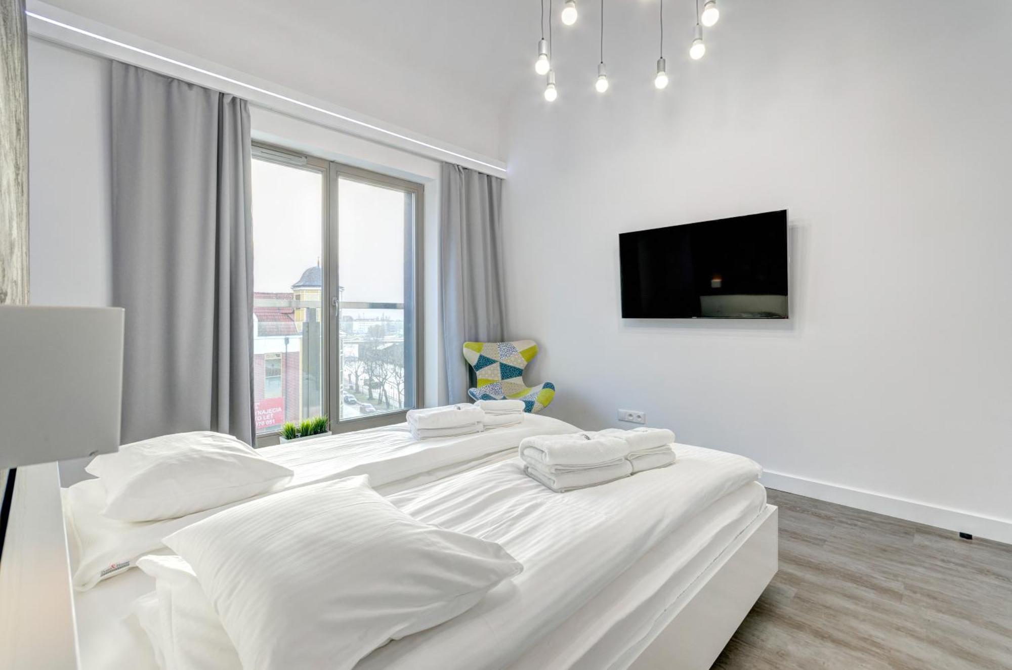 Waterlane Riverside - Spa, Pool, Gym & Parking By Downtown Apartments Gdansk Ruang foto