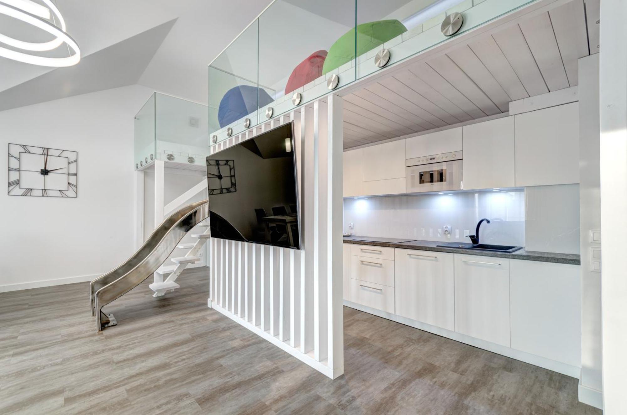 Waterlane Riverside - Spa, Pool, Gym & Parking By Downtown Apartments Gdansk Ruang foto