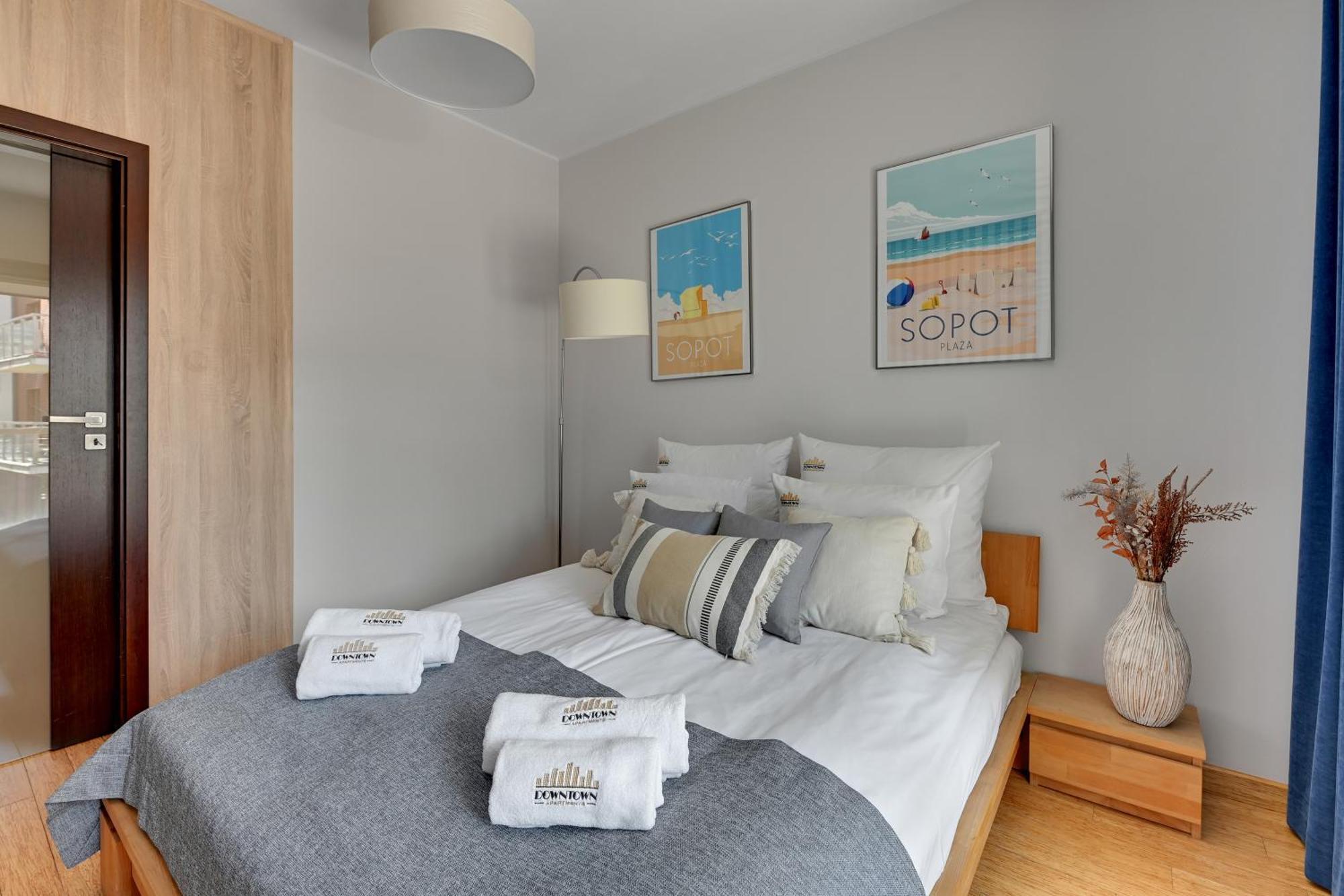 Waterlane Riverside - Spa, Pool, Gym & Parking By Downtown Apartments Gdansk Bagian luar foto