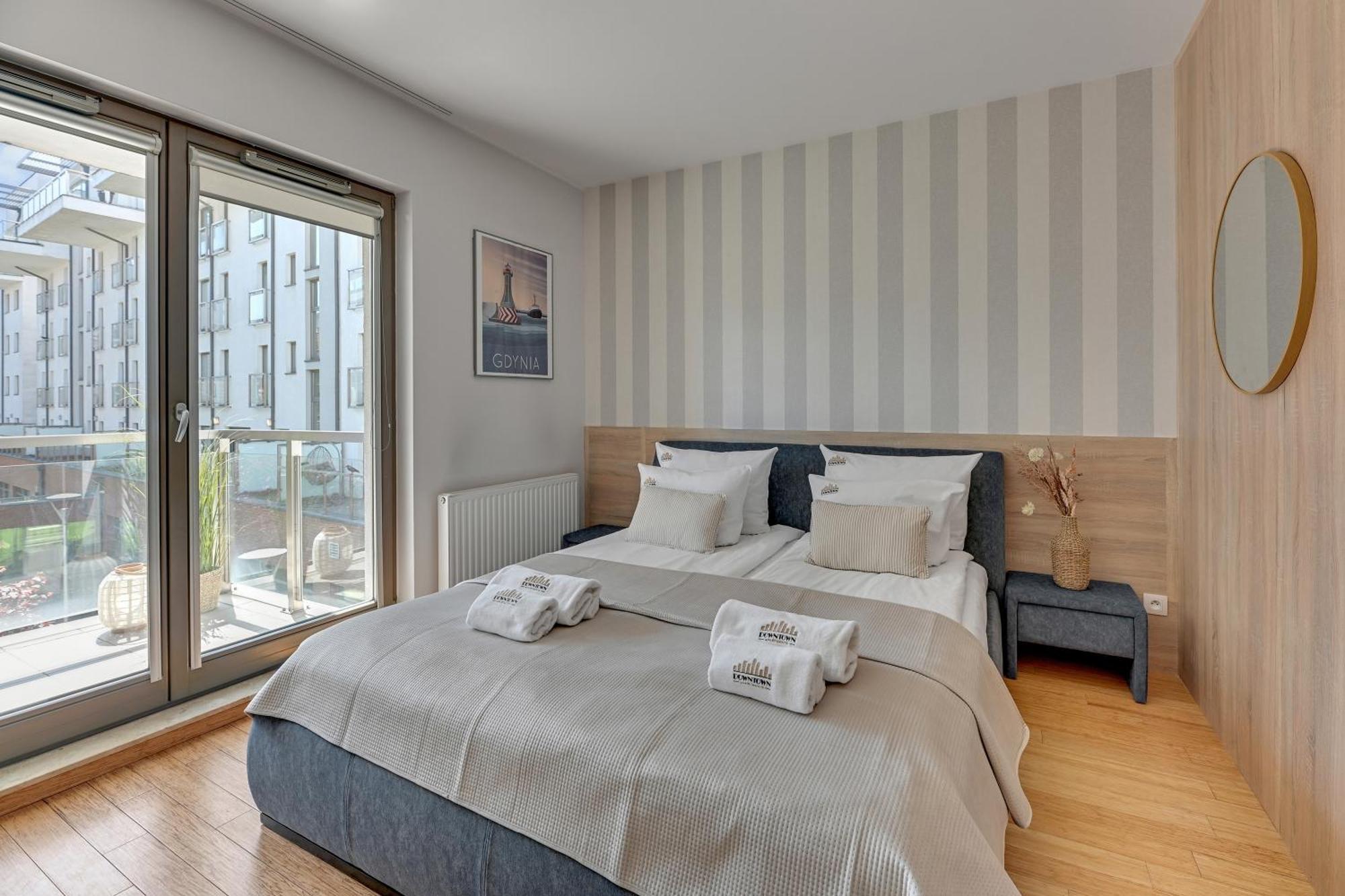 Waterlane Riverside - Spa, Pool, Gym & Parking By Downtown Apartments Gdansk Bagian luar foto