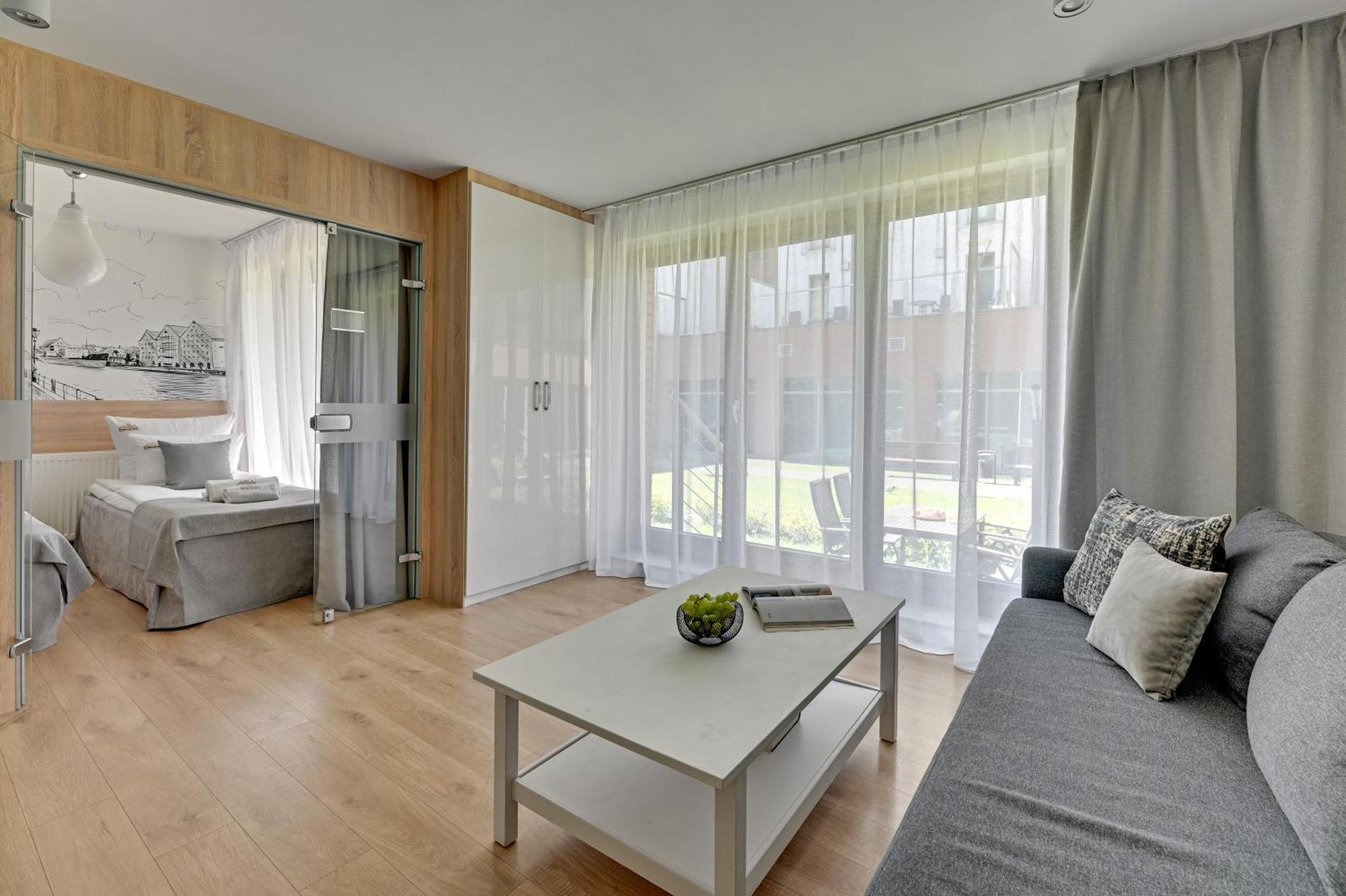 Waterlane Riverside - Spa, Pool, Gym & Parking By Downtown Apartments Gdansk Bagian luar foto